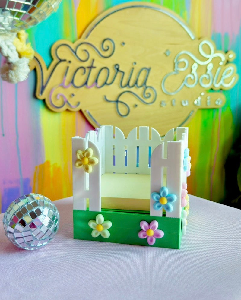 Garden Fence Sticky Note Holder Clicker