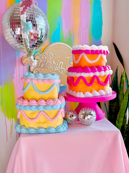 Life Sized 10.75" x 8" Decorative Cake with Stand Clicker