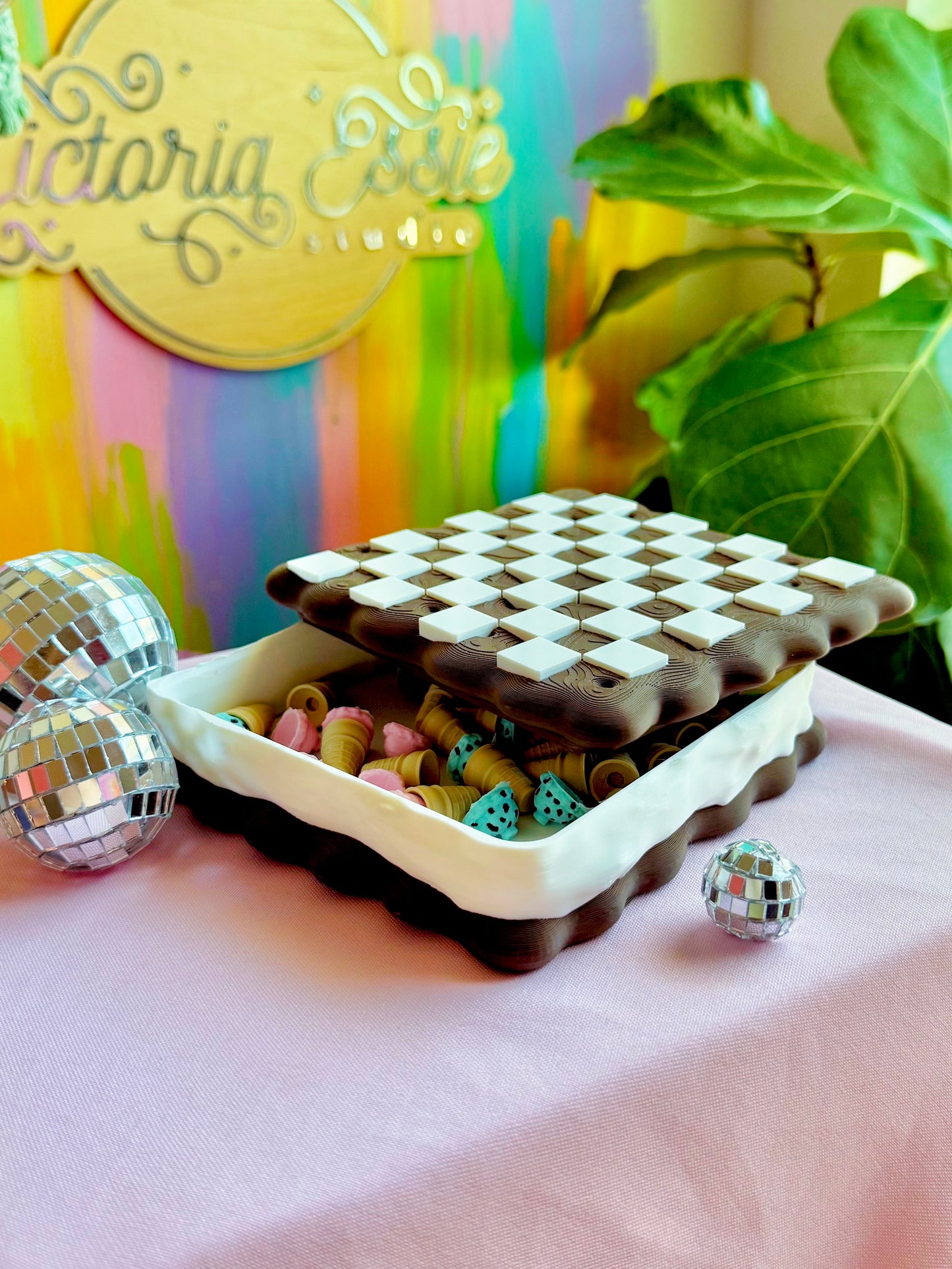 Ice Cream Sandwich Checkers