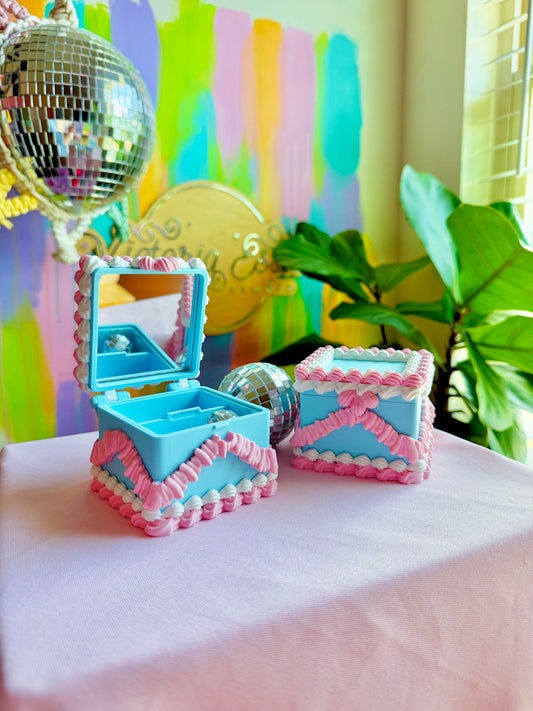 Dollhouse Cake Stash Box
