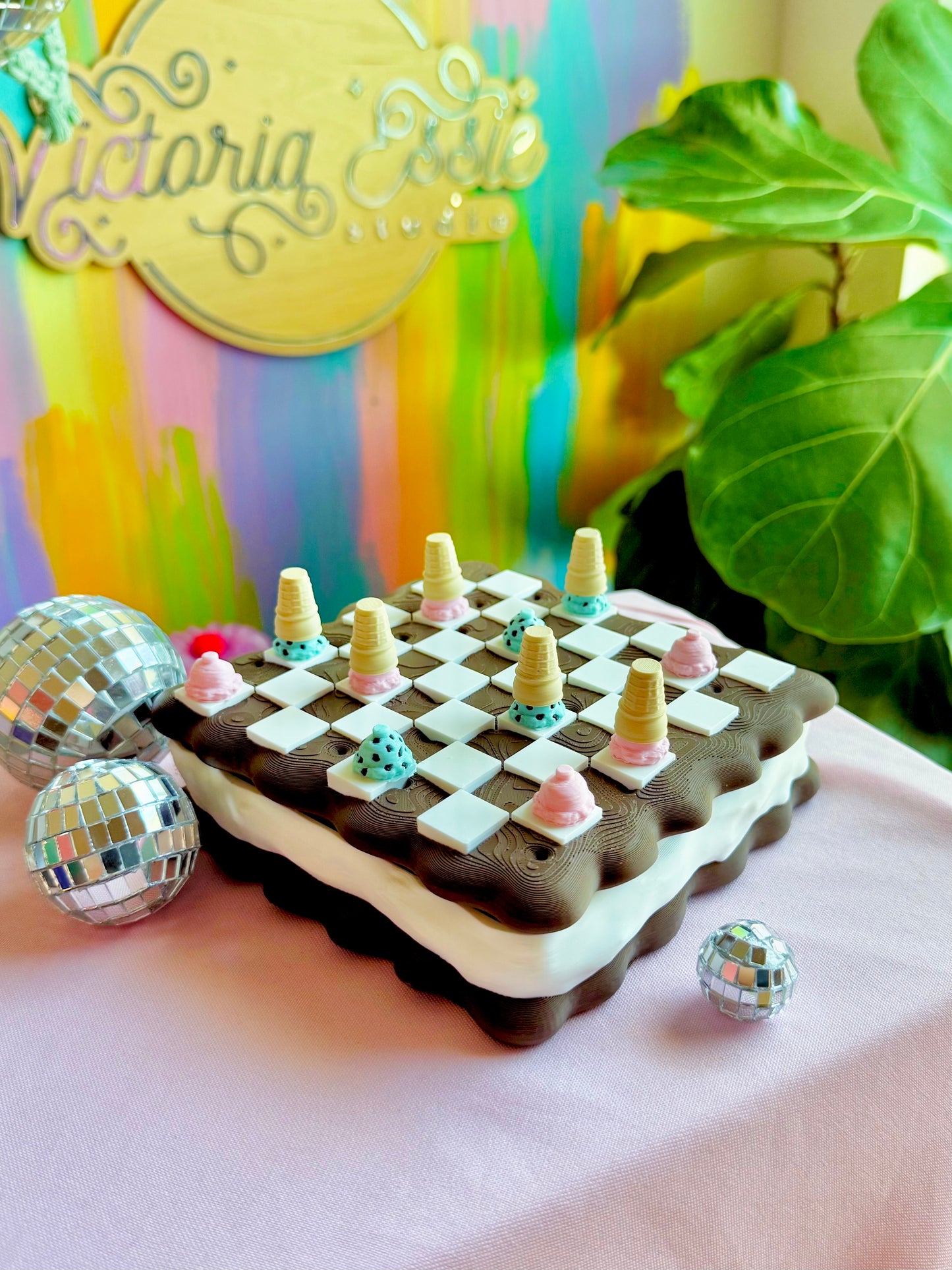 Ice Cream Sandwich Checkers