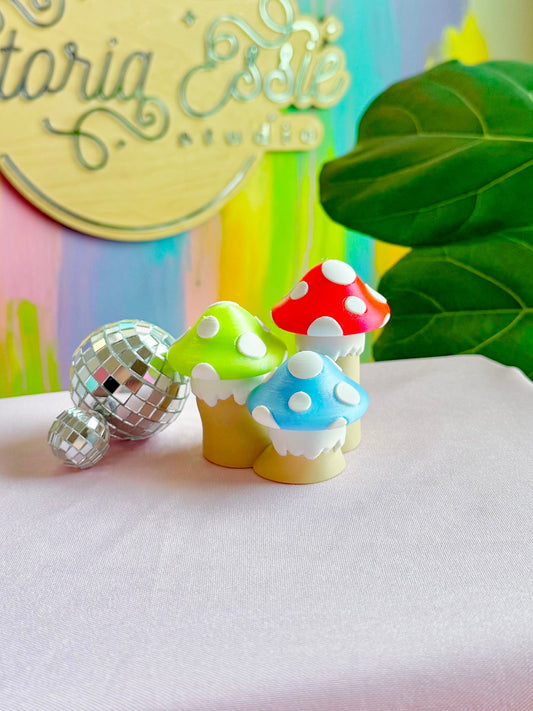 Mini Rainbow Toadstool Cluster Clicker